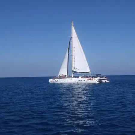 아파트 Holiday Boat *